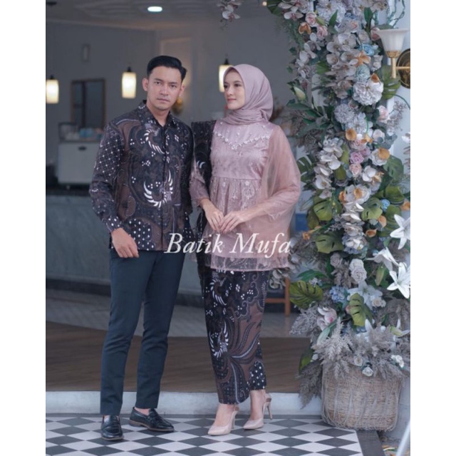 Kebaya couple MEYCA Brown KEBAYA MODERN , BATIK COPEL ,Kebaya brokat kebaya wisuda terbaru