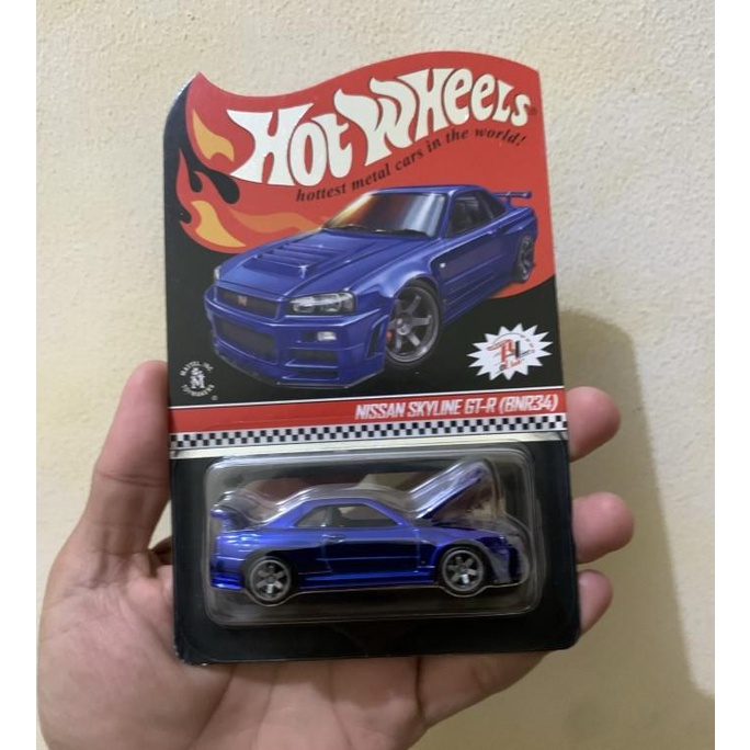 Hotwheels RLC R34 biru