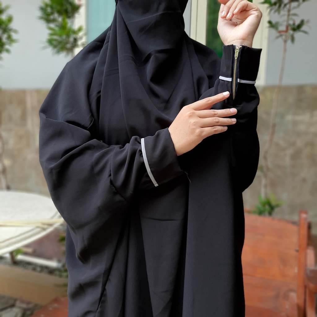 Syar'i exclusive french hijab / Gamis Set Niqob Syar'i