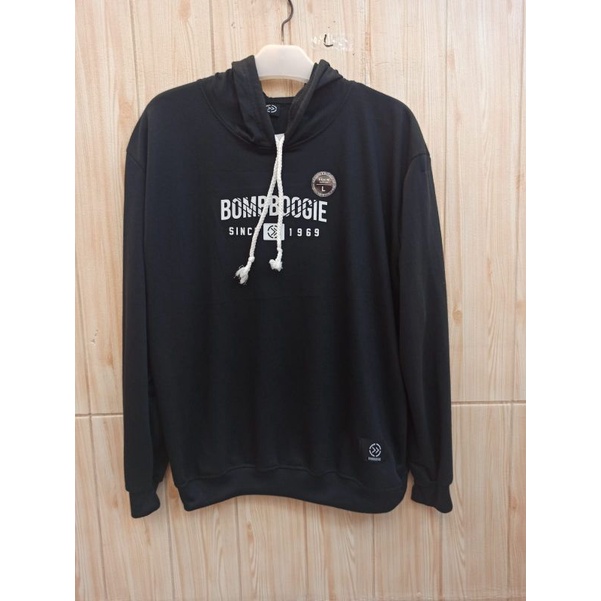 Sweater hoodie hitam distro unisex