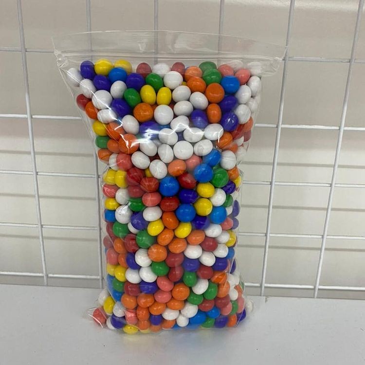 

Biskuit Bola Pelangi/Coklat