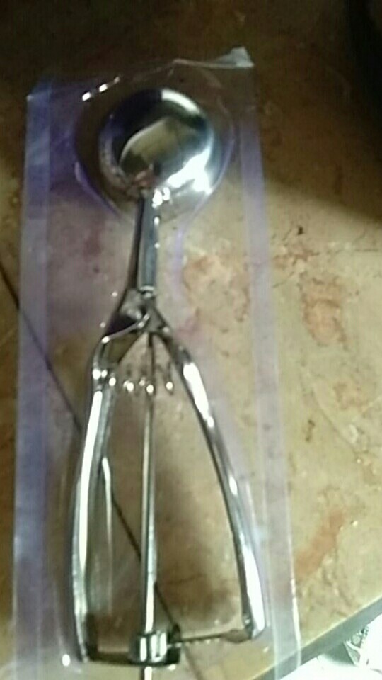 Scope Es Krim 5 Cm/ Sendok Ice Cream