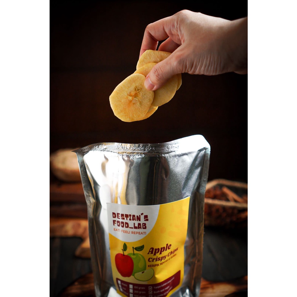 

KERIPIK APEL | APPLE CRISPY CHIPS ddafoodlab 100gr