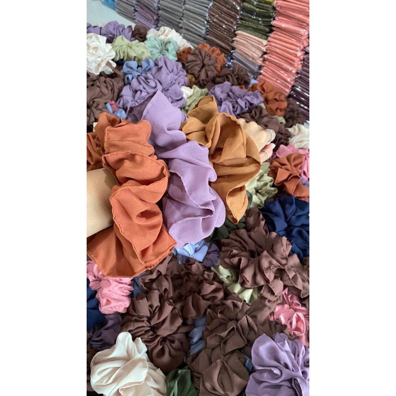 SCRUNCHIE JUMBO // IKAT RAMBUT