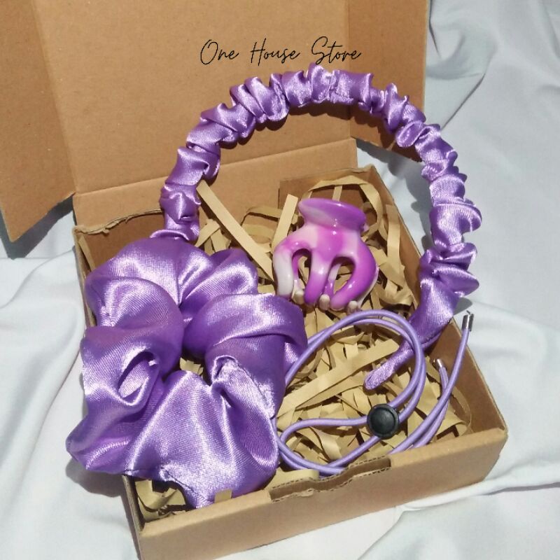 

HAMPERS KADO SET SCRUNCHIE / GIFT BOX ULANG TAHUN, WISUDA DLL
