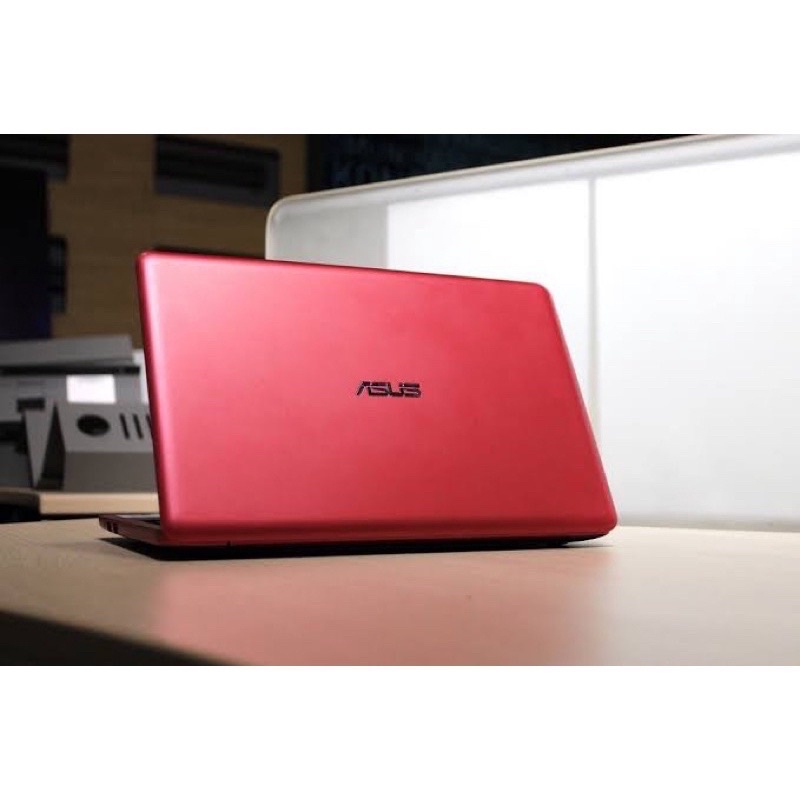 NOTEBOOK ASUS 12in Celeron - 2GB - SSD 240GB