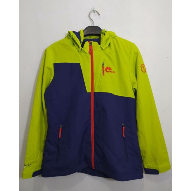 JAKET OUTDOOR NEPA PRELOVED