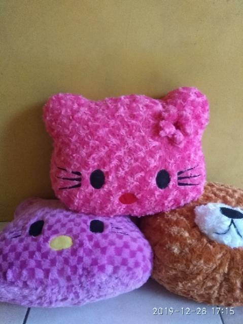 Bantal bulu kepala karakter size:L