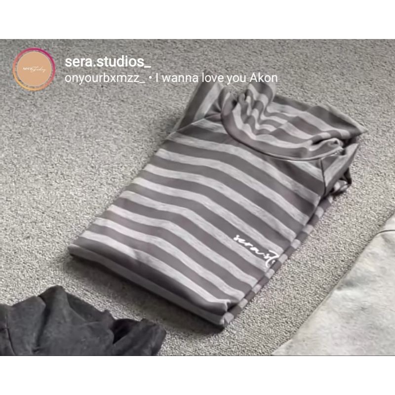 Kaos lengan panjang by SERA.STUDIOS size L to XL PRELOVED MULUS (bluster grey dan polos grey)