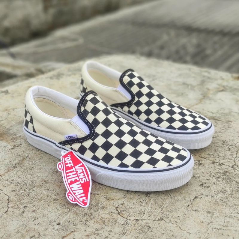 Vans Slip-on Classic Checkerboard Black white Resmi PT Navya 100% Original resmi store