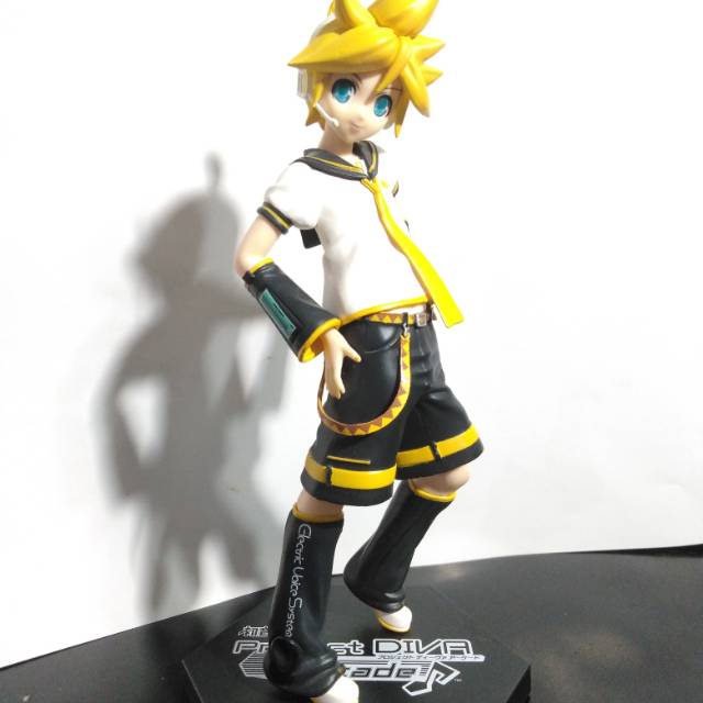 SEGA - Action Figure Kagamine Len ORI