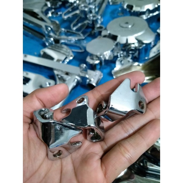 PLAT DUDUKAN KABEL KOPLING TIGER MEGAPRO / KLEM PENAHAN KABEL KOPLING TIGER MEGAPRO /  BREKET KABEL 