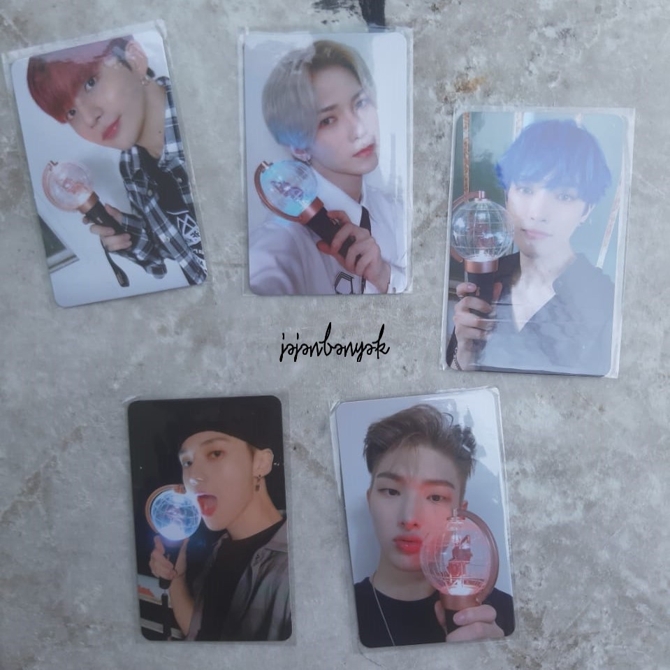 [PAIR] PC / PHOTOCARDS ATEEZ LS/LIGHSTICK  CASE ATEEZ WOOYOUNG JONGHO HONGJOONG