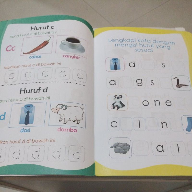 buku membaca menulis al fabet 32 halaman 19x27cm