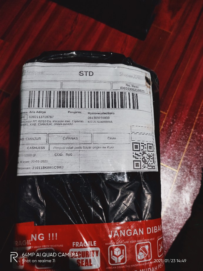 Bread N Saver Warna Warni Indonesia / Malaysia (1 Pcs) Kotak Roti / Kue Tupwr