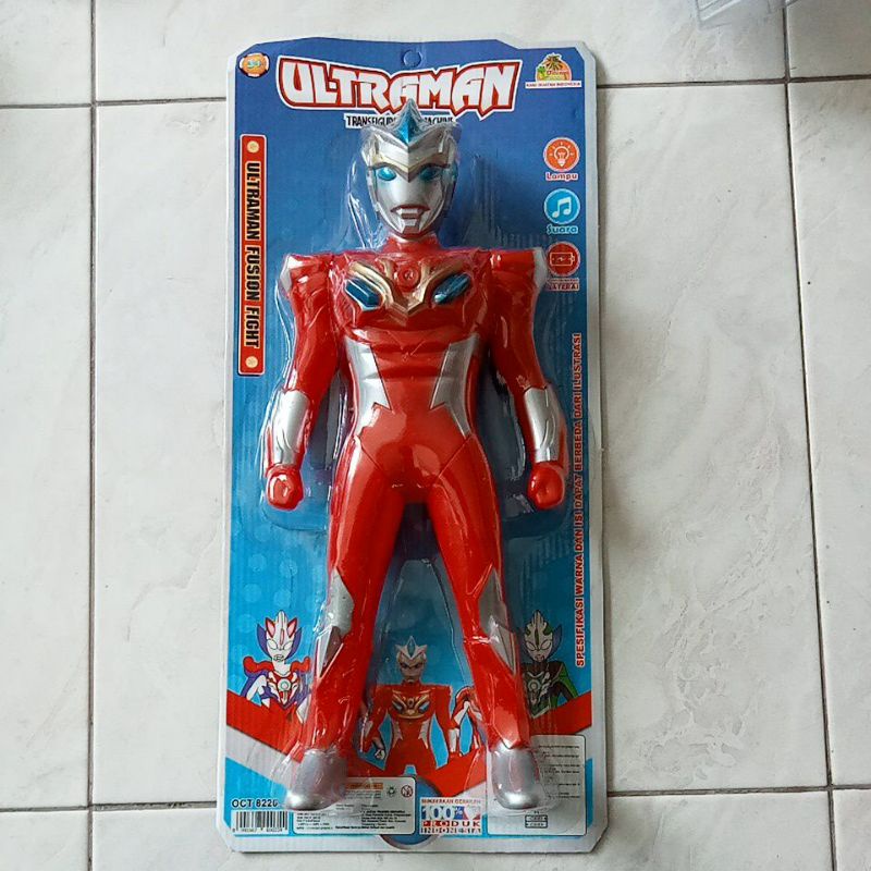 OCT 8220 - Mainan Robot Ultraman  ukuran 40cm suara Bunyi Nyala Lampu Light OCT8220