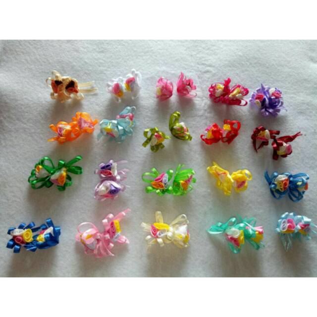 

Aplikasi bunga b3k satin (4lusin)