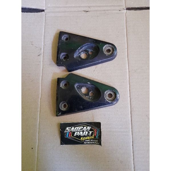 kupingan lampu depan tirev tiger revo 2006 2007 2008 original