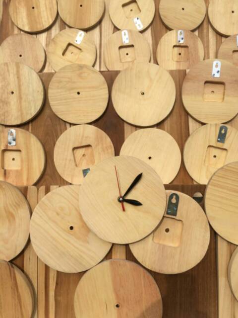 Hiasan Dinding 18cm / Jam Dinding 18cm / Souvenir Jam Kayu 18cm