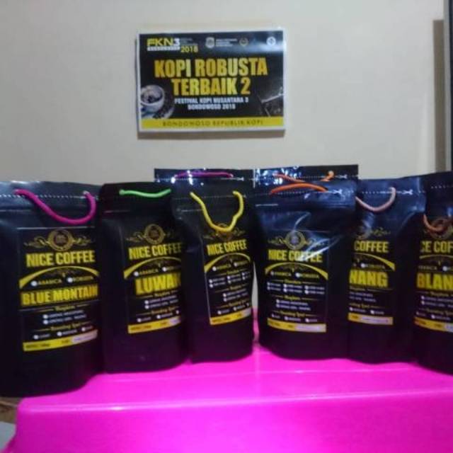 

KOPI BUBUK TERBAIK DARI GUNUNG IJEN RAUNG (BRK) BONDOWOSO REPUBLIK KOPI