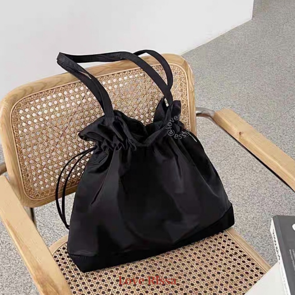 Tas Chloe Tas Lightweight Premium Tas Dumpling Bag Serut Korean Style Woman Shoulder Bag Tas Bahu Wanita Tas Kantor Hand Carry Bag