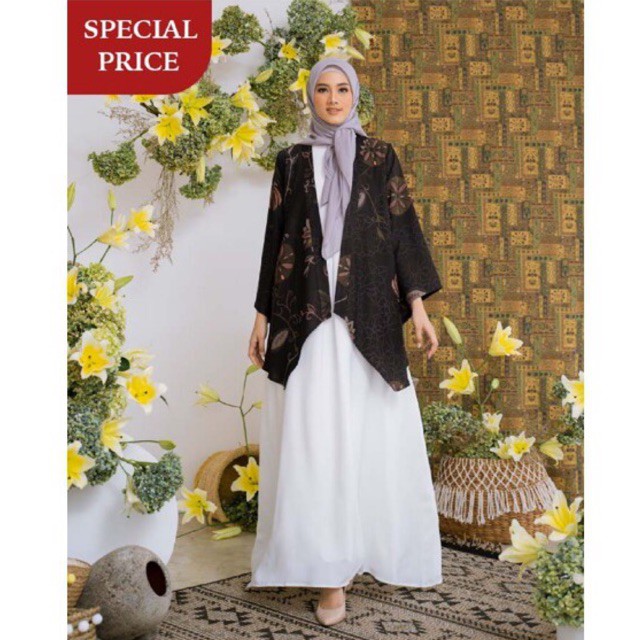 Hamra Outer Kariba S & Guisa XS by Heaven Lights (HL)