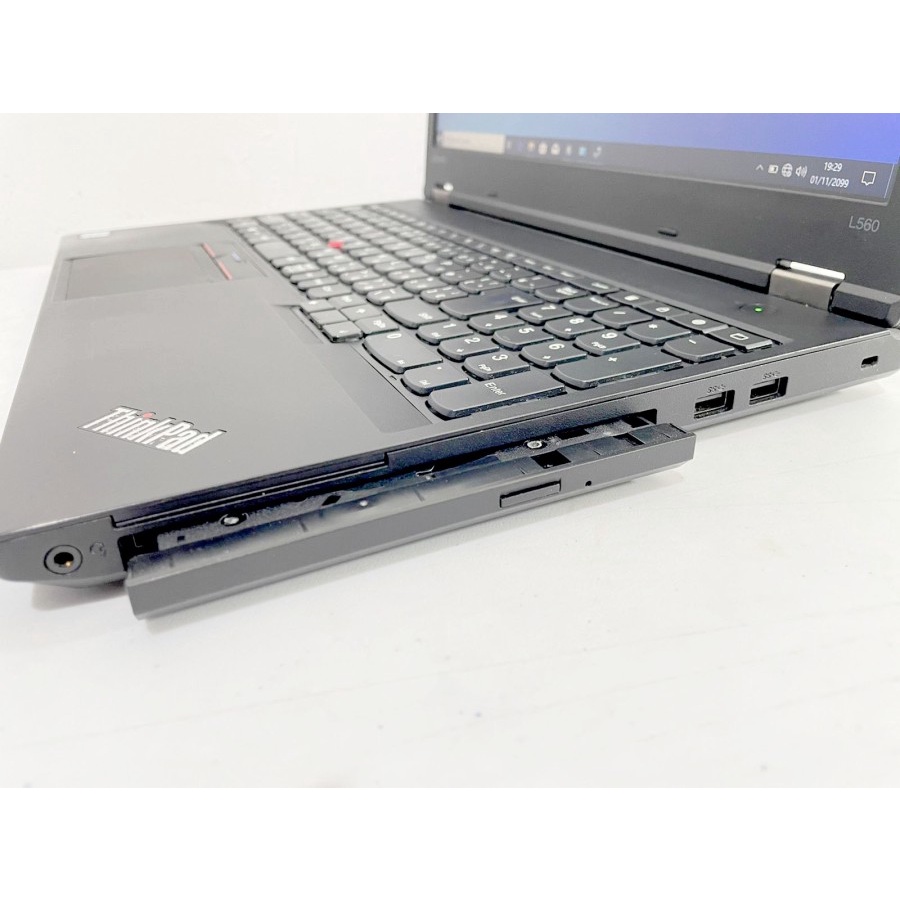 Laptop LENOVO THINKPAD CORE i3 L560