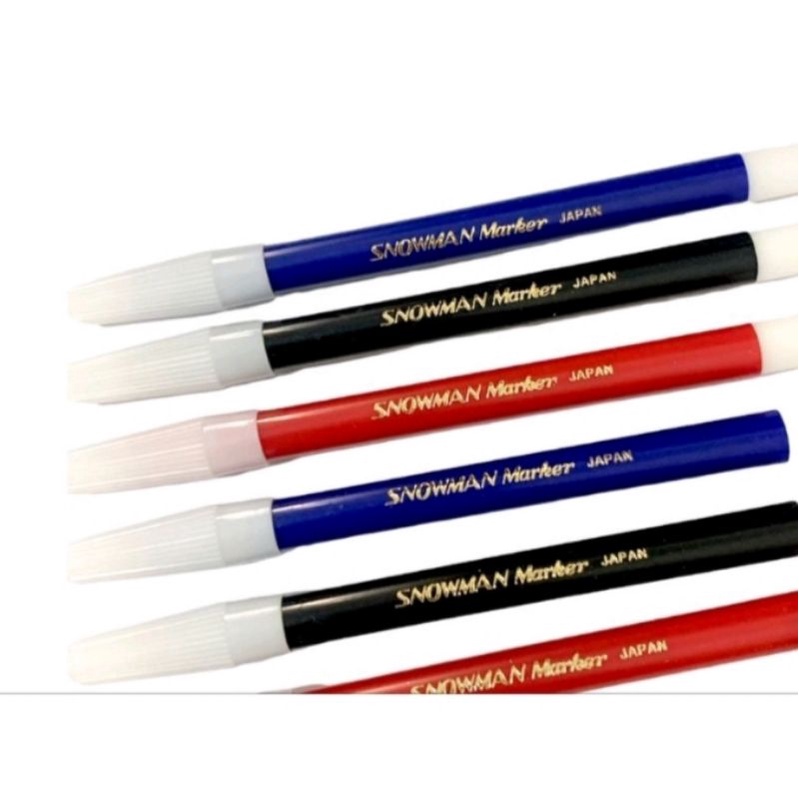 

Spidol Kecil Snowman Hitam Biru Merah