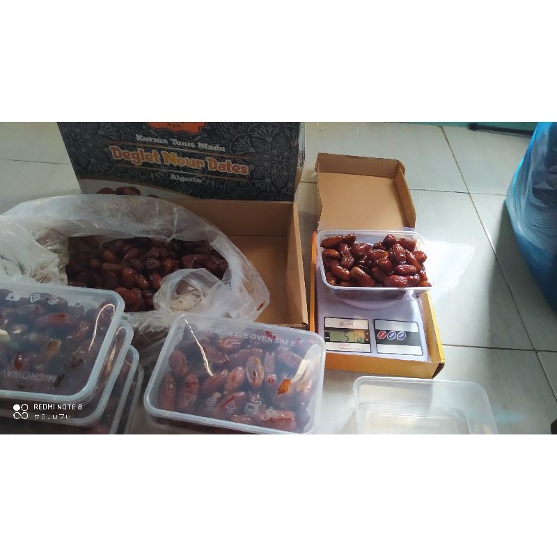 

Kurma Tunisia Madu