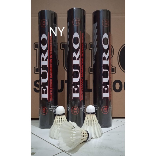 Shuttlecock Euro hitam
