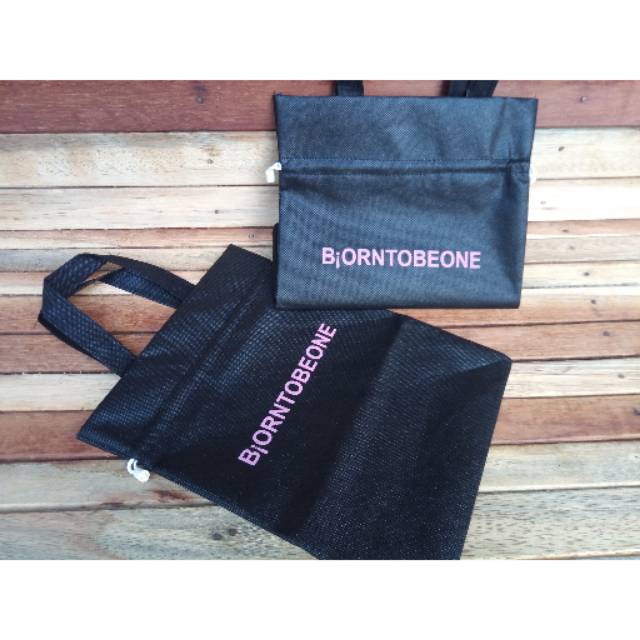 

Totebag spunbond ukuran 25x25