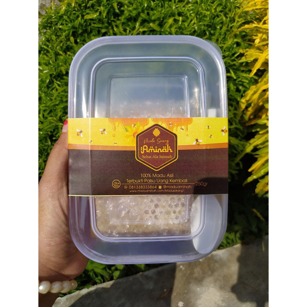 

Madu Sarang Asli Utuh 250 Gram