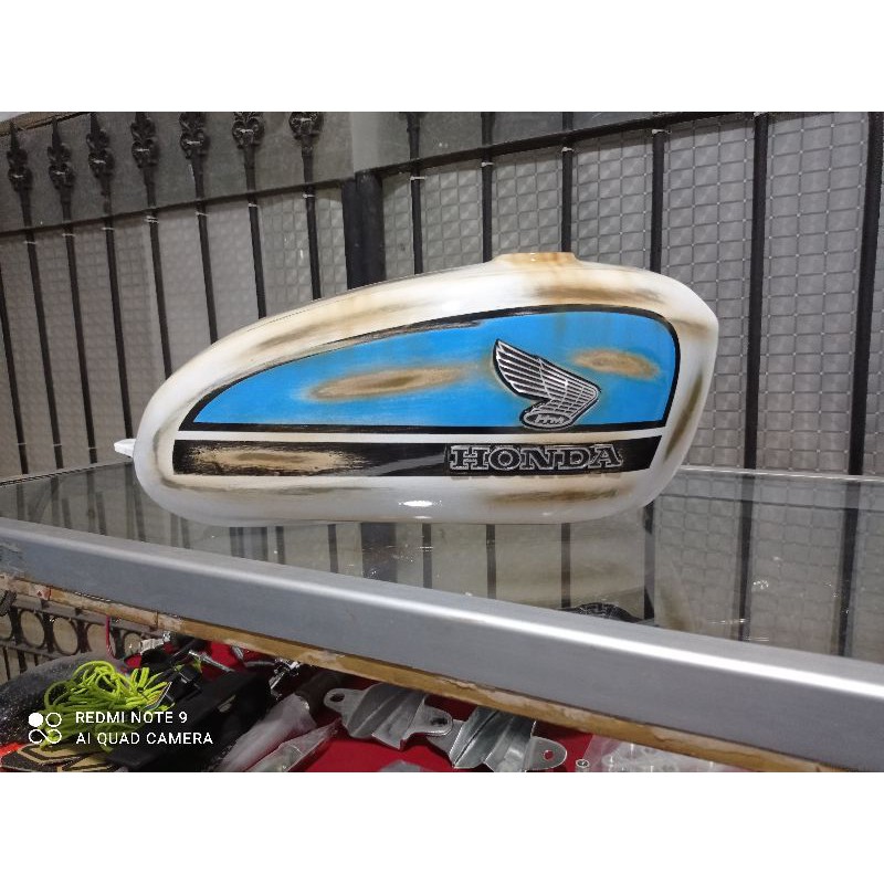 Tangki cb100/cb glatik versi dilan bladus biru putih