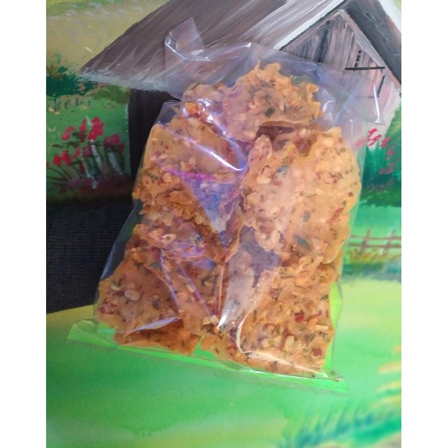 

REMPEYEK KACANG/ PEYEK KACANG