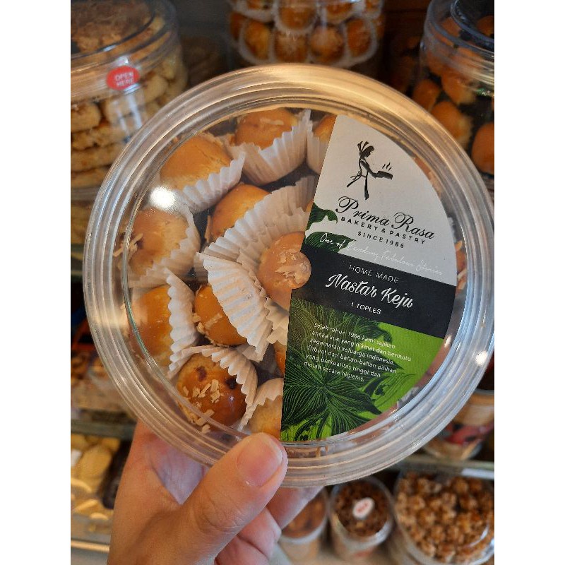 

Nastar Keju Primarasa Toples Bandung Kue Cemilan Snack Renyah Homemade Enak Bergizi Berkualitas