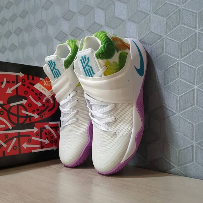 Termurah  Sepatu Basket Nike Kyrie 2 Easter