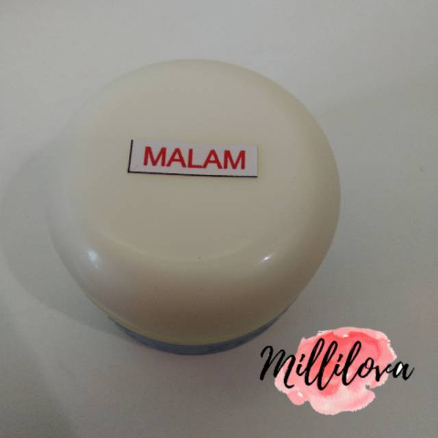 NAAVAGREEN KRIM MALAM