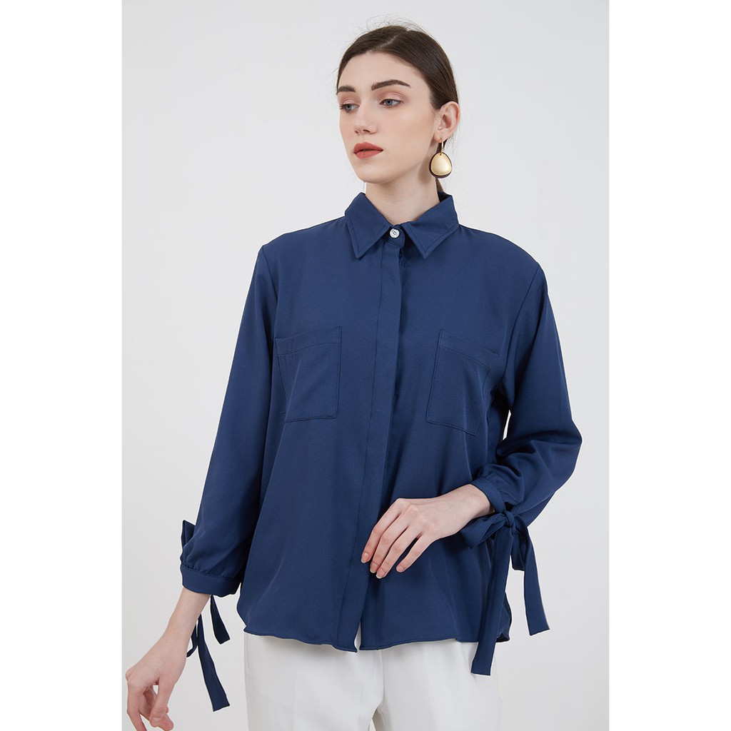 Berrybenka - Atasan Blouse Wanita Sophie Murisha Knotted Blouse-1