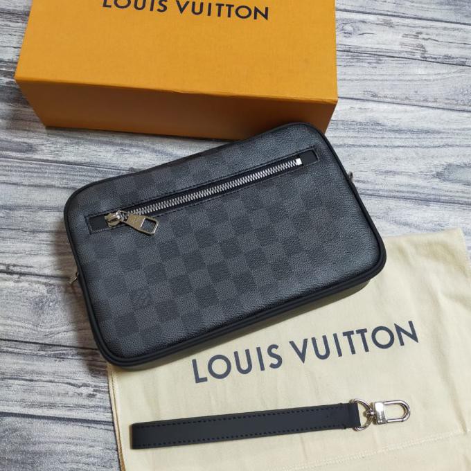 TAS TANGAN POUCH HANDBAG PRIA LV KASAI GRAPHITE MIRROR VIP