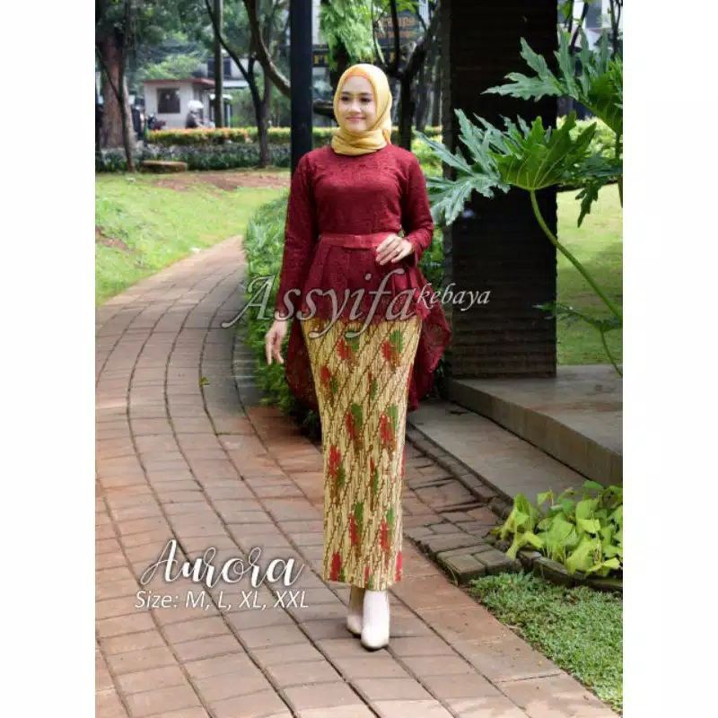 IndahKebaya • SETELAN KEBAYA INDAH BROKAT / KEBAYA PINGGANG SABUK PITA / KEBAYA AURORA PINGUIN / KEBAYA WISUDA BROKAT ROK PLISKET BATIK KEKINIAN / PAKAIAN BAJU WANITA MUSLIMAH MODERN / MOCCA COKSU HITAM DUSTY PUTIH SILVER NAVY MAROON GOLD