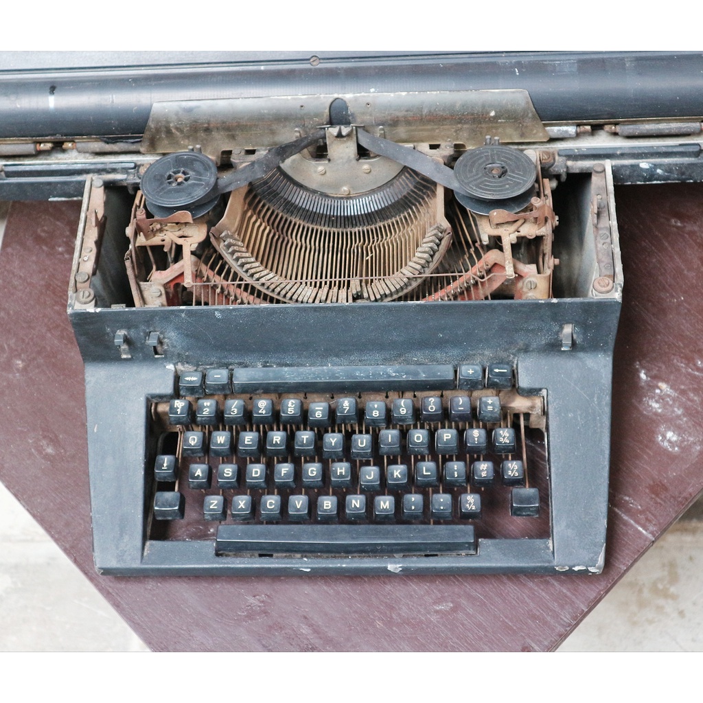 Jual Mesin Tik Jaman Dulu/Mesin Tik Lawas/Mesin Tik Bekas | Shopee