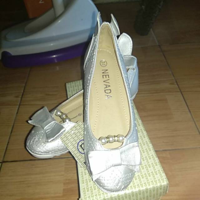 Nevada flatshoes anak size 31