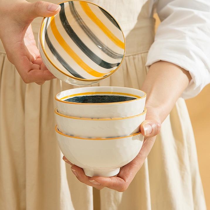 Banyak Dipakai.. 【Pengiriman Gratis】 Mangkok Keramik Set Souvenir Mangkok Set Motif Antik Bahan Kera