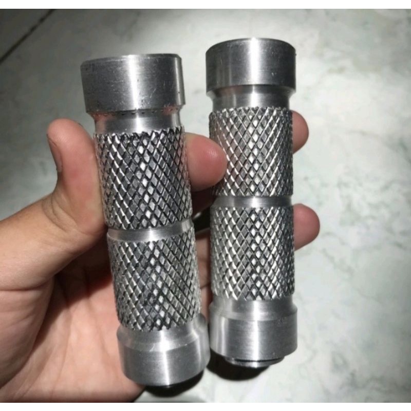 Jalu underbone / footstep / Underbone cocok untuk semua underbone drat 12 selver crome