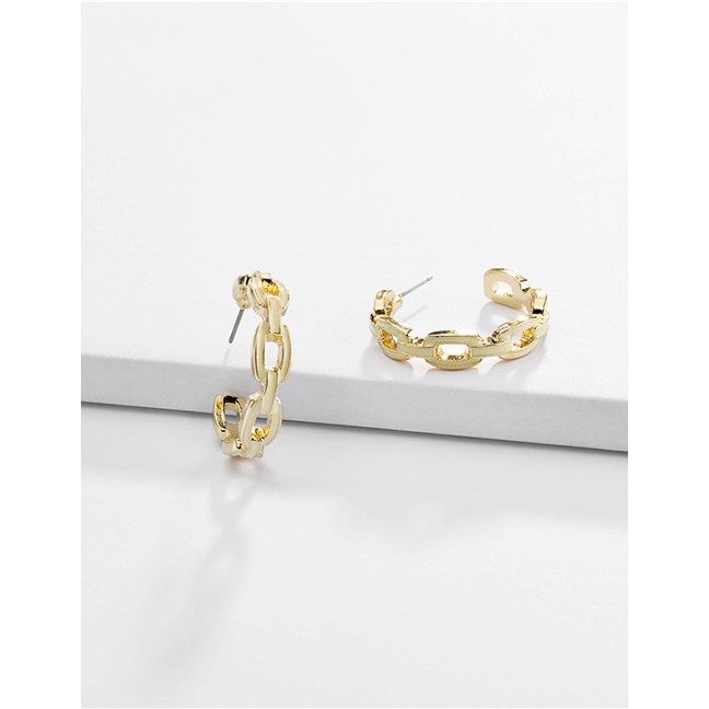 LRC Anting Tusuk Fashion Meters White Alloy Chain Hollow C-shaped Oil Drop Earrings D33223