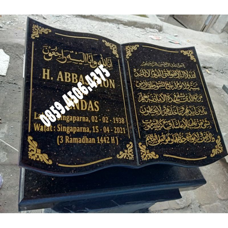 Batu Nisan Buku