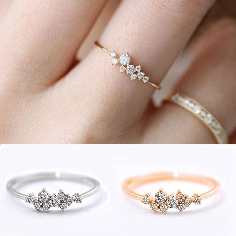 Cincin Simple Hias Kristal Zircon 3 Lapis Emas 18K untuk Wanita