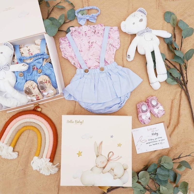 LIO039 Girls Hello Baby Hampers 0-12 months/ Hampers bayi newborn/ Kado bayi/ baby girl gift set