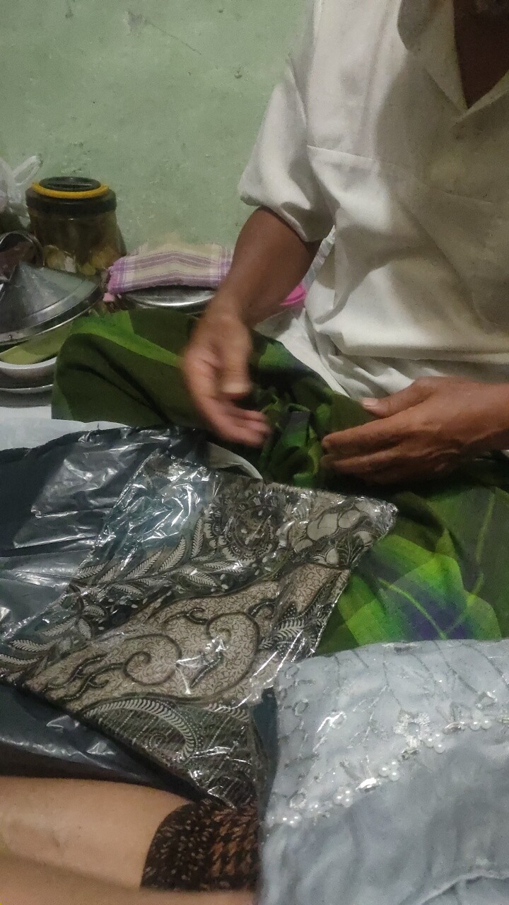 Maura Couple - Sania Ruffle Batik Couple Ori Ndoro Jowi Dnt Garansi Termurah Shopee - Asyifa Couple