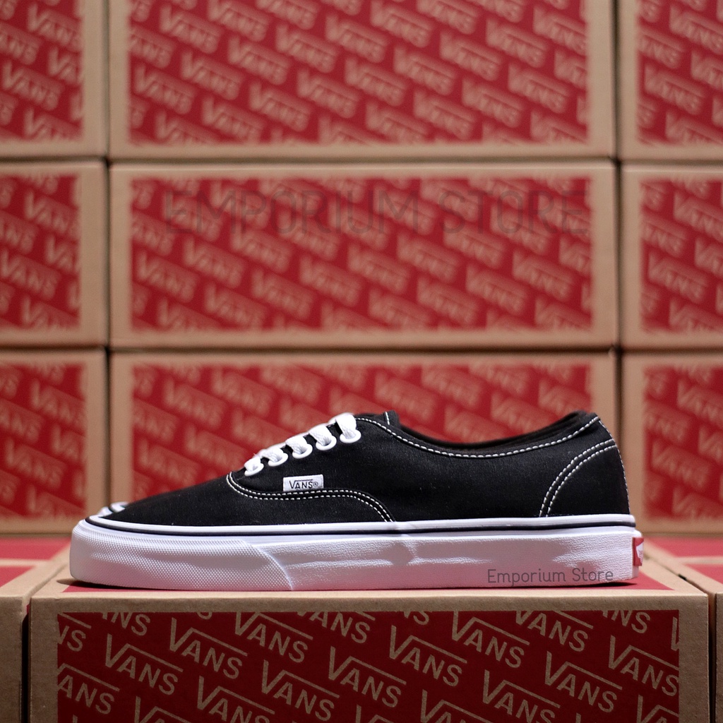 Vans Authentic Classic Black White / Sepatu Vans Authentic Hitam Putih